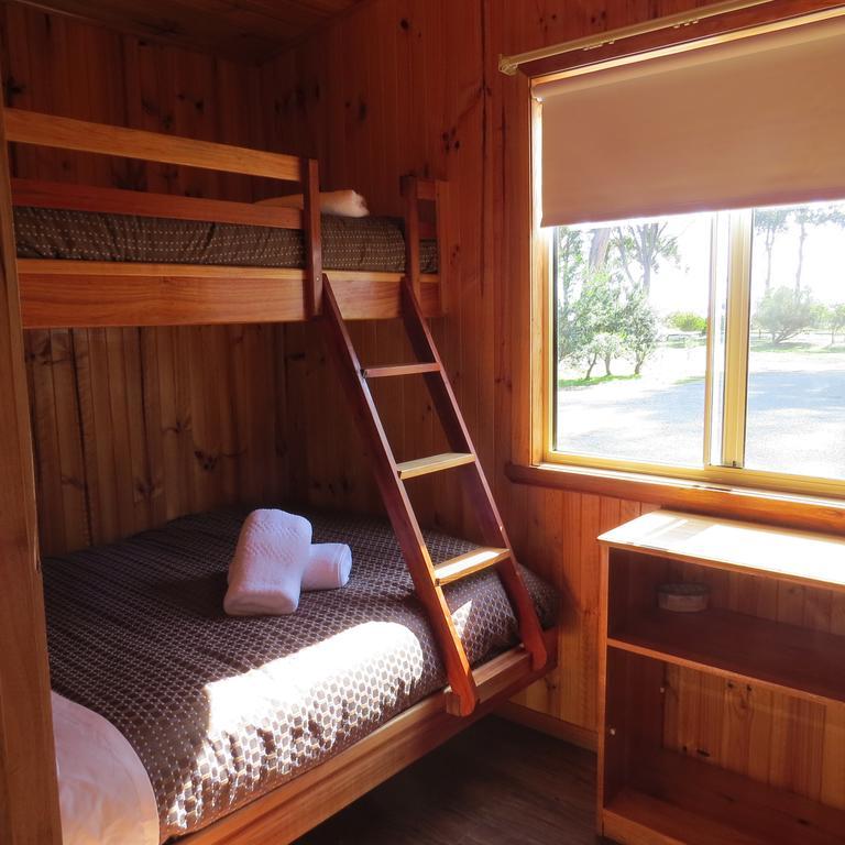 Captain Cook Holiday Park Adventure Bay Стая снимка